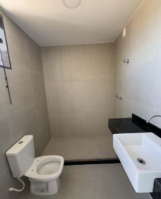 BANHEIRO SUÍTE MASTER