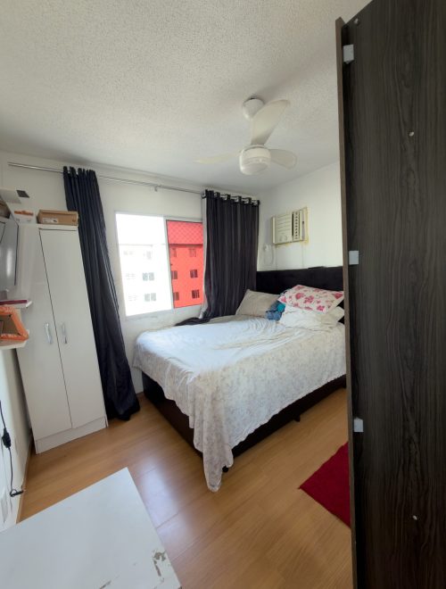 QUARTO CASAL